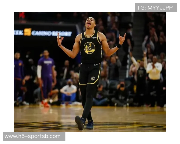 普尔表现稳定半场18分钟贡献14分助力球队进攻