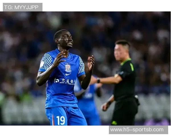 申花球员身价波动分析蒋圣龙等7人上涨米内罗阿苏埃等14人下跌